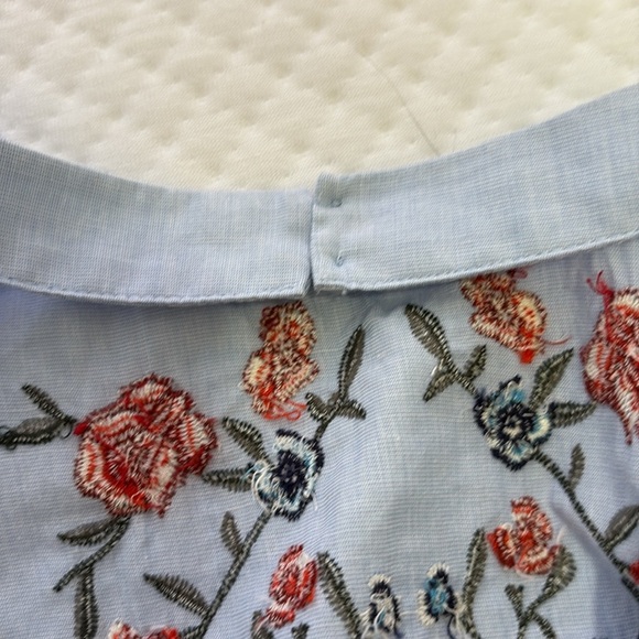 Zara Basics cotton Embroidered Blue Ruffle Sleeve Top. Size S - Picture 7 of 9